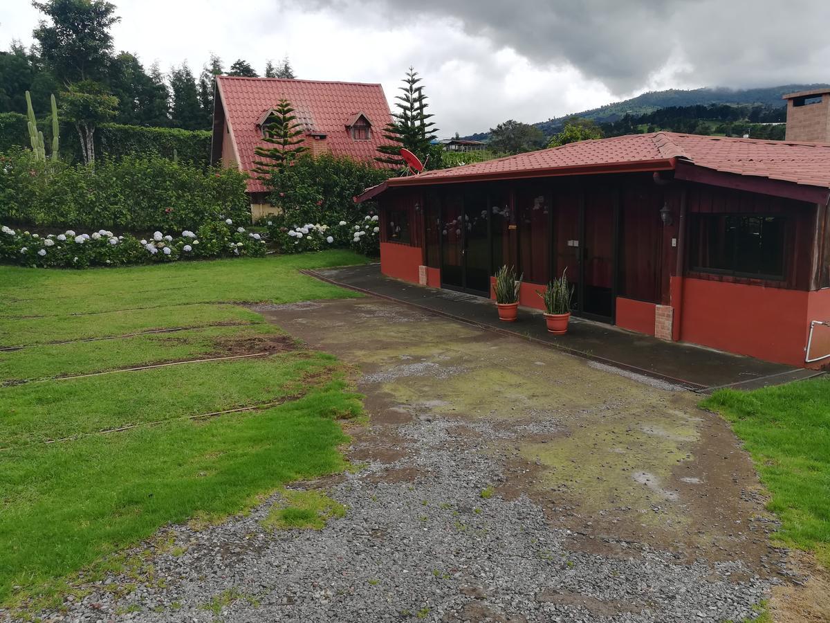 Hotel Chalets Los Volcanes Fraijanes Eksteriør billede